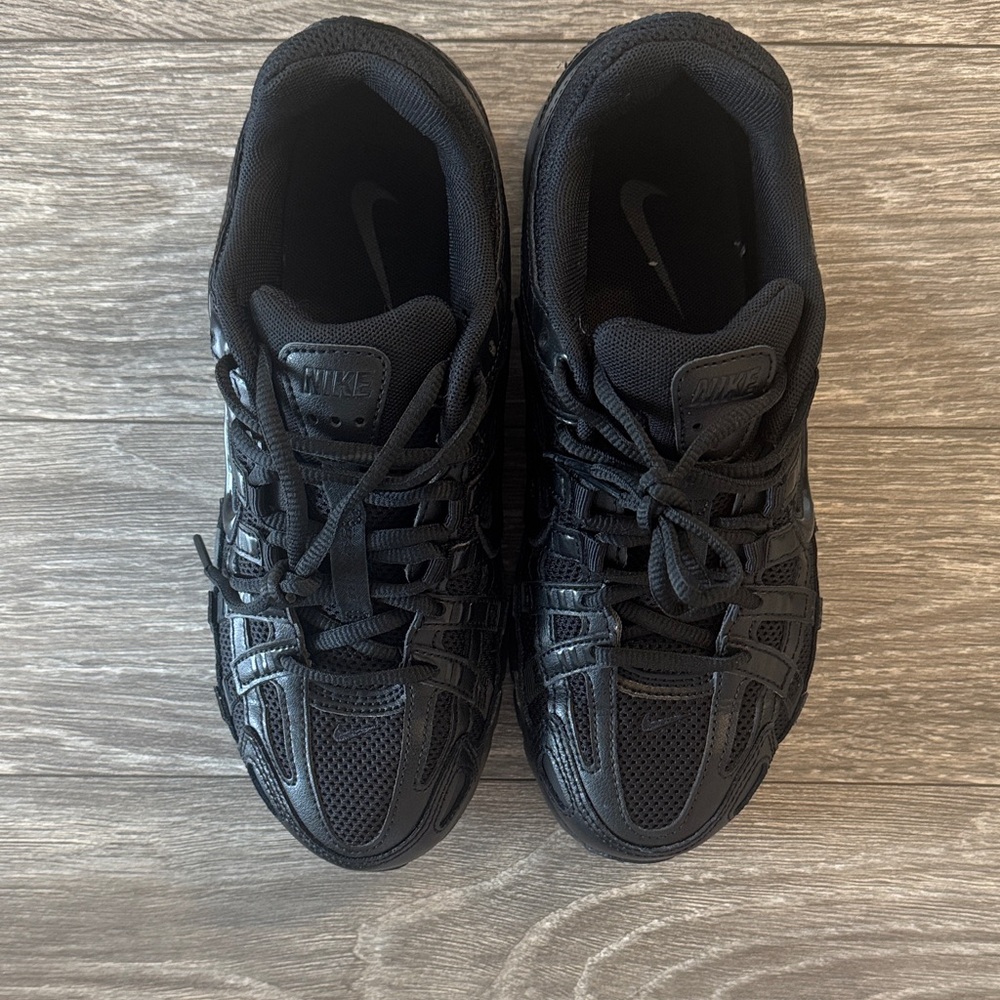 Nike p-6000 womens 7.5